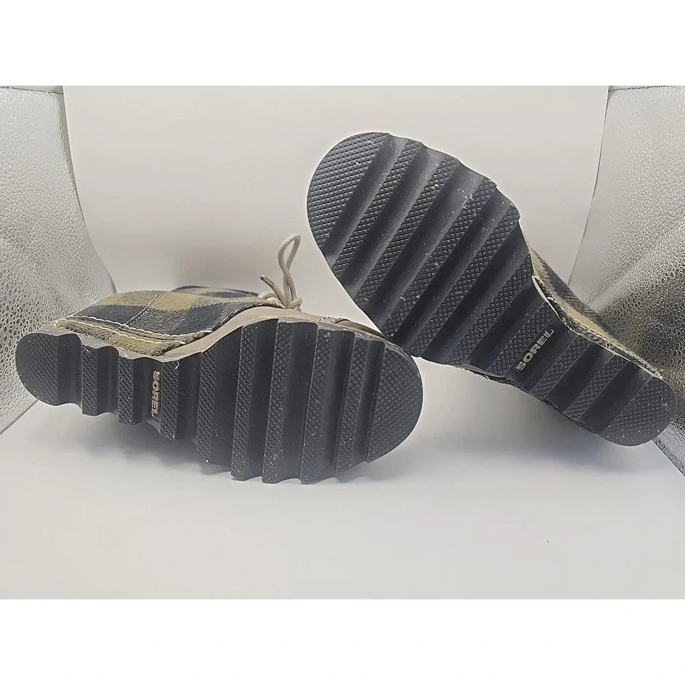 Sorel Buffalo Check Plaid PDX Wedge Boots Bootie Olive Green Women's Size Size 6